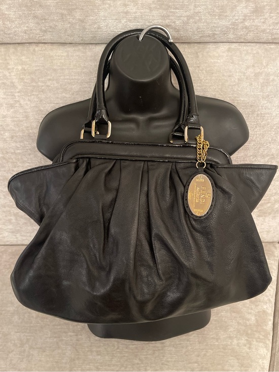 Fendi Handbags - 💯 authentic Black Leather Pleated Tote Handbag with Gold Tag